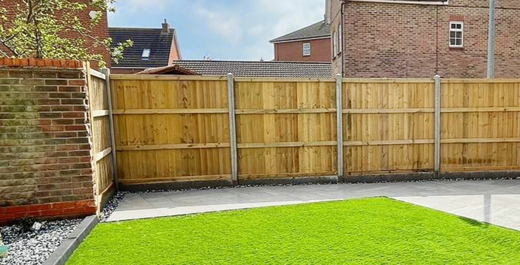 Garden fencing in Essex